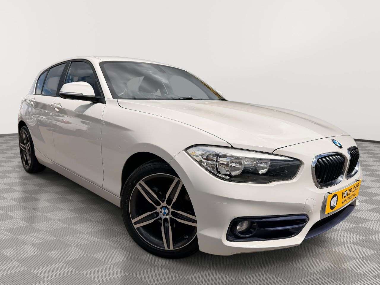 A 2017 BMW 1 SERIES 1.5 118i Sport Hatchback 5dr Petrol Manual Euro 6 (s/s) (136 ps) Sat Nav, P A 2017 BMW 1 SERIES 1.5 118i Sport Hatchback 5dr Petrol Manual Euro 6 (s/s) (136 ps) Sat Nav, P