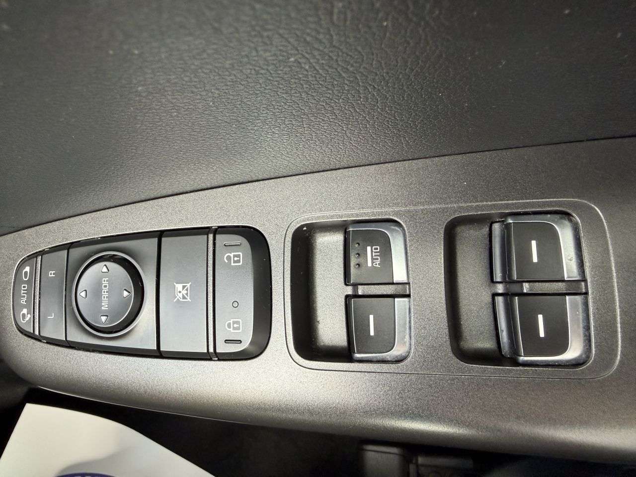 2017 KIA SPORTAGE 2017 KIA SPORTAGE
