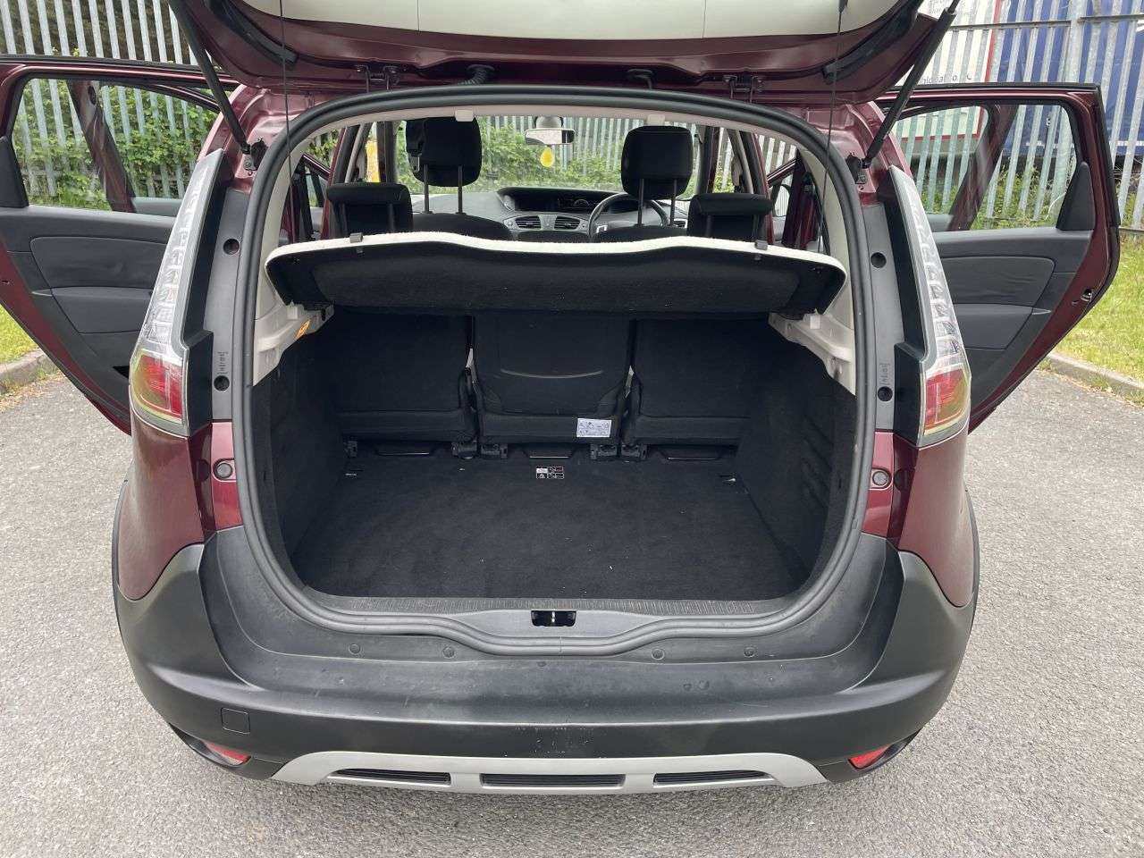 2014 RENAULT SCENIC XMOD 2014 RENAULT SCENIC XMOD