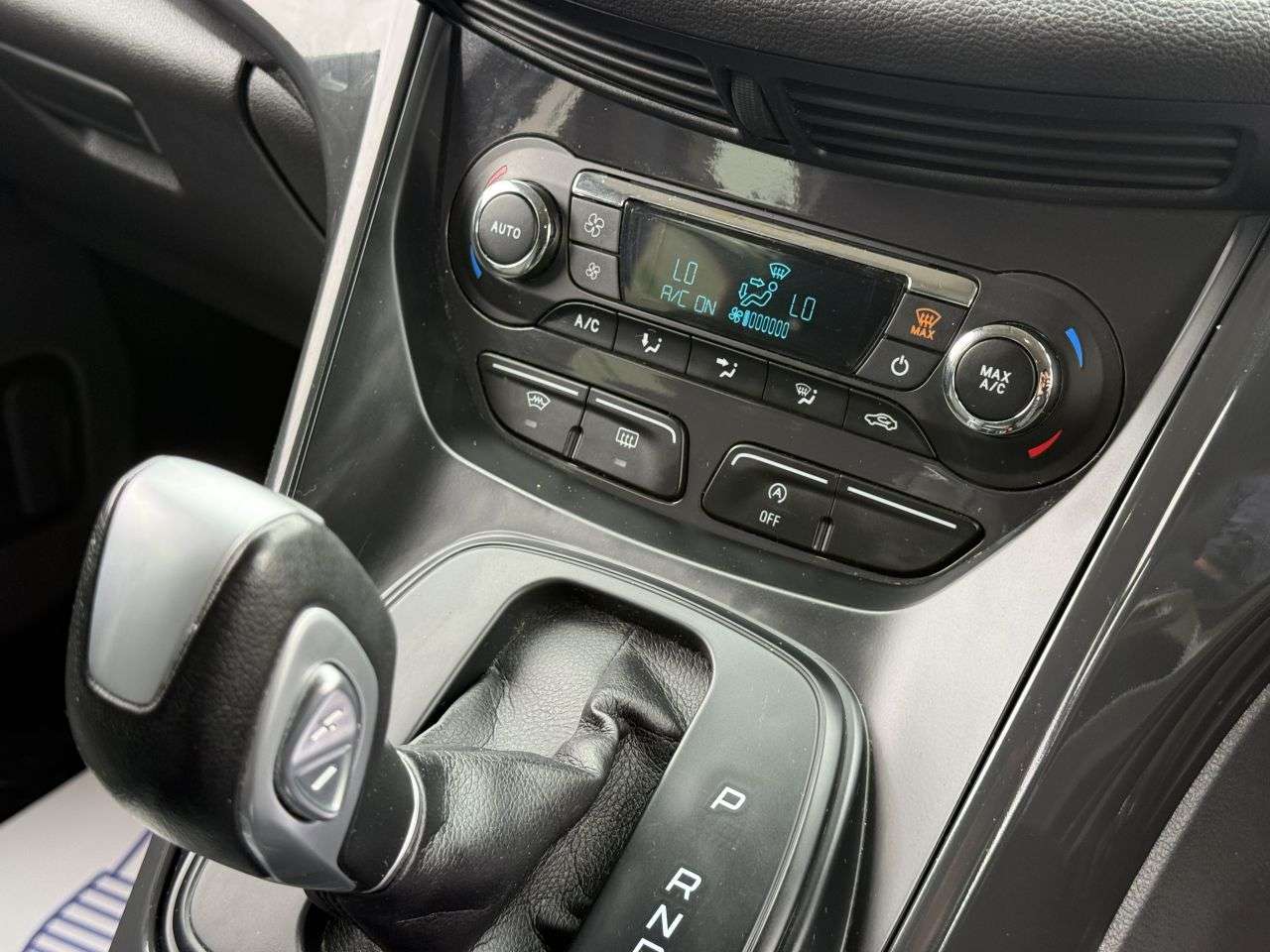 2015 FORD KUGA 2015 FORD KUGA