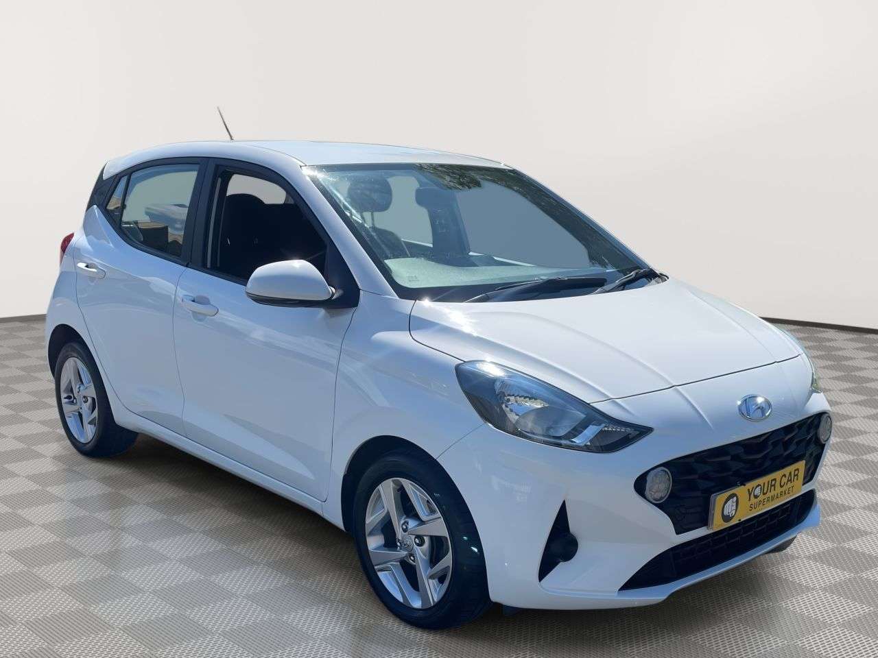 A 2021 HYUNDAI I10 1.0 SE Connect Hatchback 5dr Petrol Manual Euro 6 (s/s) (67 ps) A 2021 HYUNDAI I10 1.0 SE Connect Hatchback 5dr Petrol Manual Euro 6 (s/s) (67 ps)