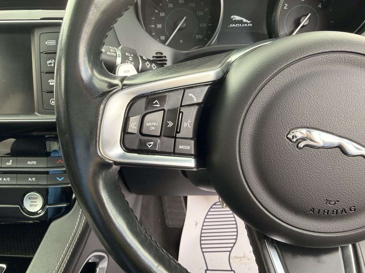 2017 JAGUAR F-PACE 2017 JAGUAR F-PACE