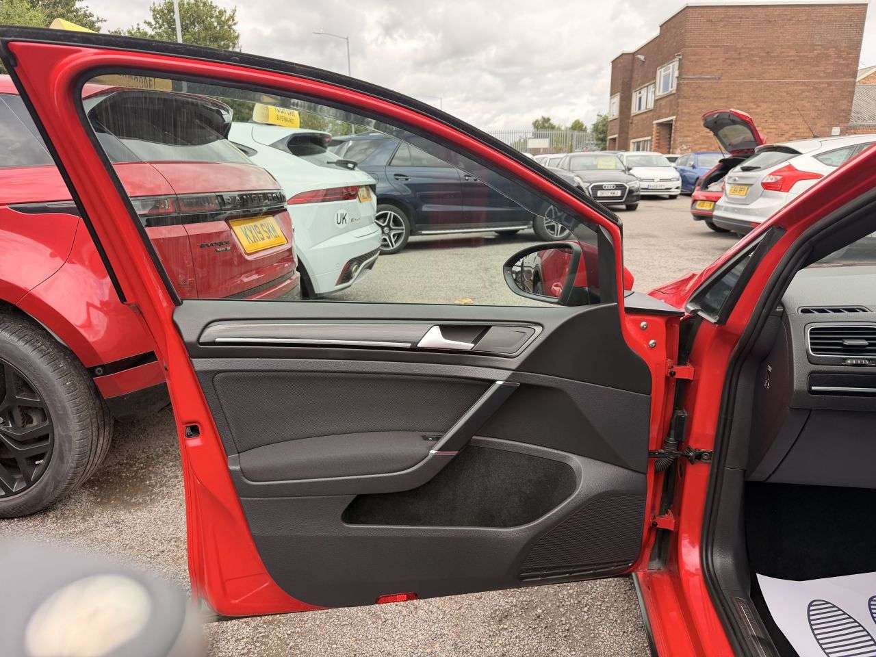 2016 VOLKSWAGEN GOLF 2016 VOLKSWAGEN GOLF