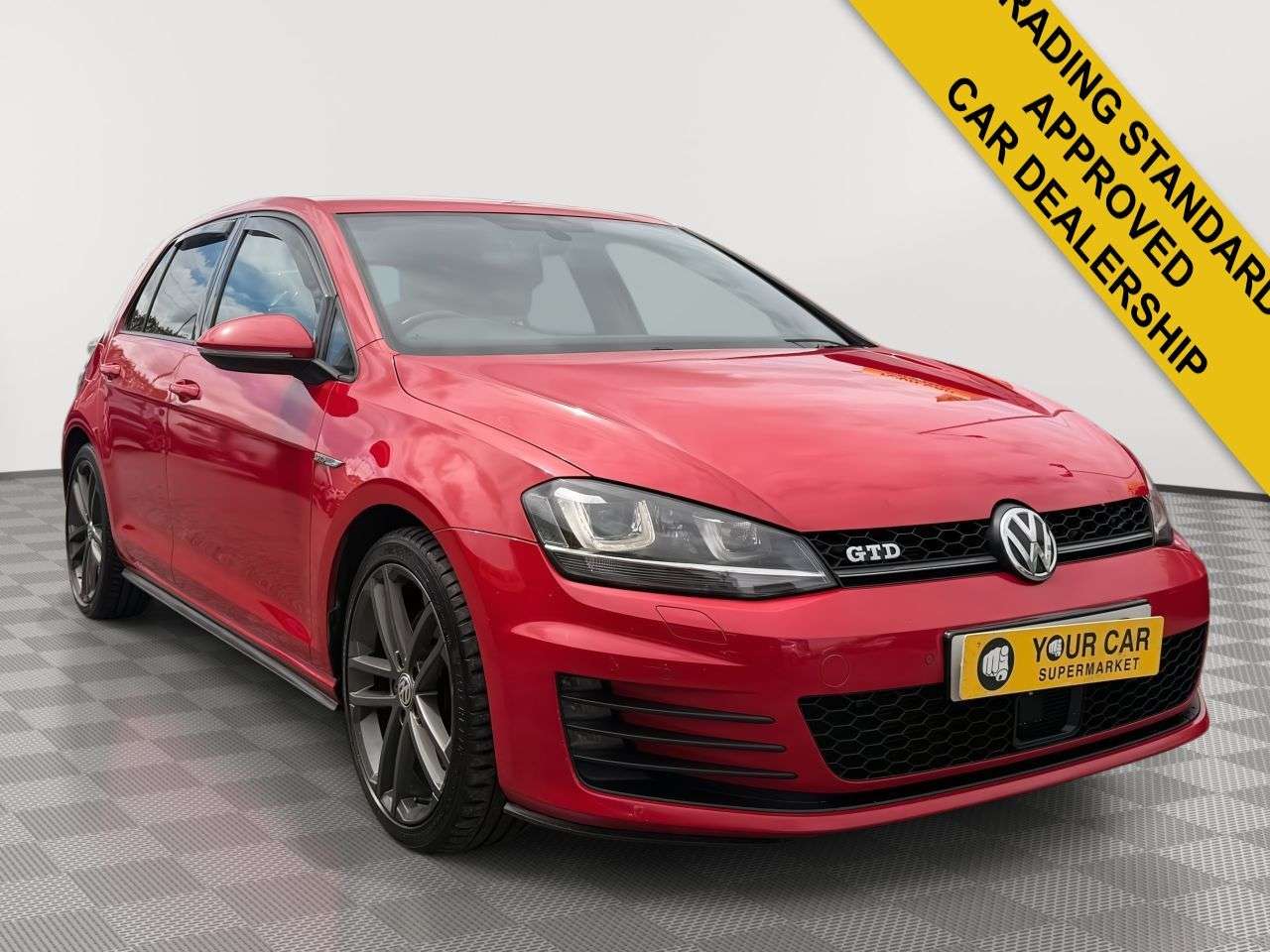 A 2016 VOLKSWAGEN GOLF 2.0 TDI BlueMotion Tech GTD Hatchback 5dr Diesel Manual Euro 6 (s/s) (184 p A 2016 VOLKSWAGEN GOLF 2.0 TDI BlueMotion Tech GTD Hatchback 5dr Diesel Manual Euro 6 (s/s) (184 p