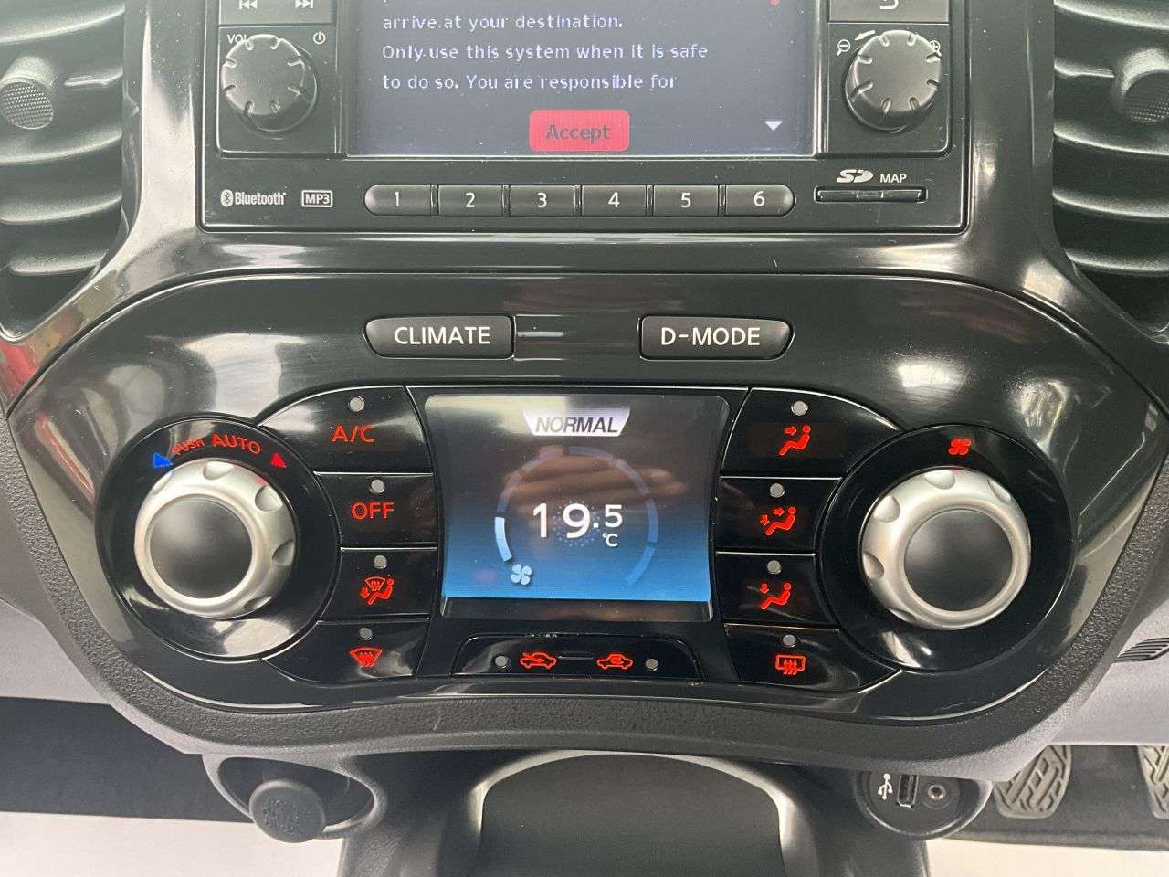 2011 NISSAN JUKE 2011 NISSAN JUKE