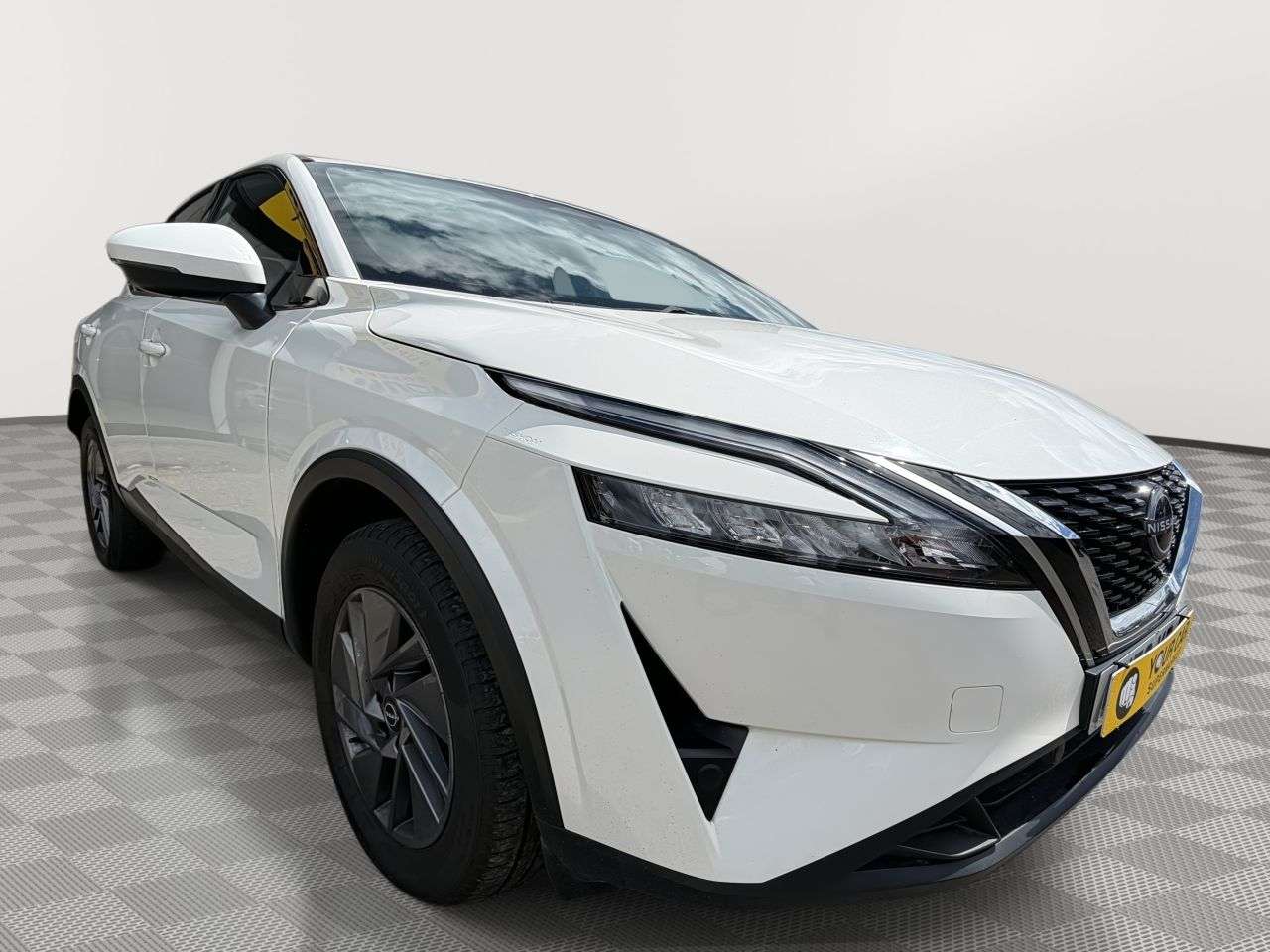 A 2022 NISSAN QASHQAI 1.3 DIG-T MHEV Acenta Premium SUV 5dr Petrol Hybrid Manual Euro 6 (s/s) (15 A 2022 NISSAN QASHQAI 1.3 DIG-T MHEV Acenta Premium SUV 5dr Petrol Hybrid Manual Euro 6 (s/s) (15