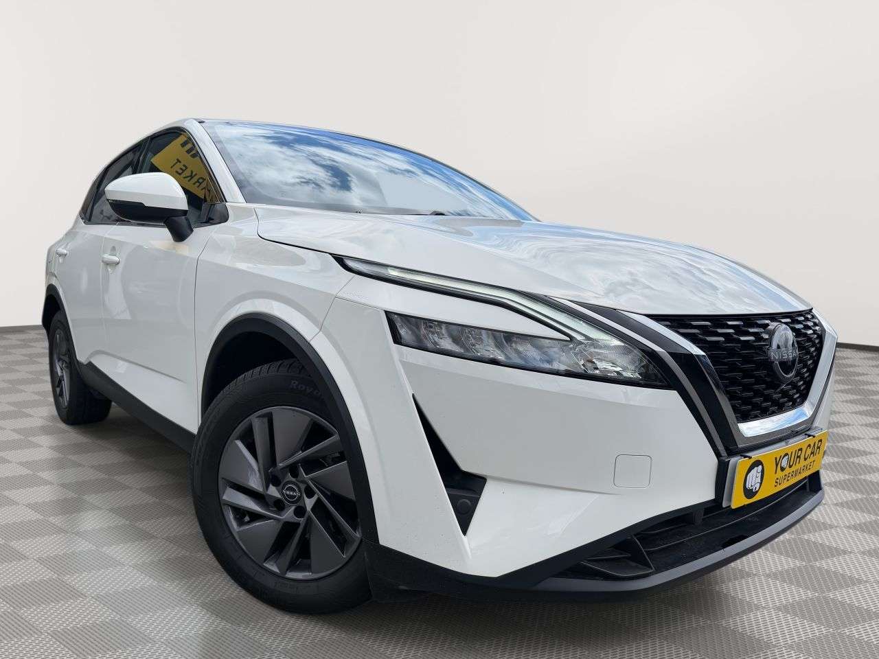 A 2022 NISSAN QASHQAI 1.3 DIG-T MHEV Acenta Premium SUV 5dr Petrol Hybrid Manual Euro 6 (s/s) (15 A 2022 NISSAN QASHQAI 1.3 DIG-T MHEV Acenta Premium SUV 5dr Petrol Hybrid Manual Euro 6 (s/s) (15
