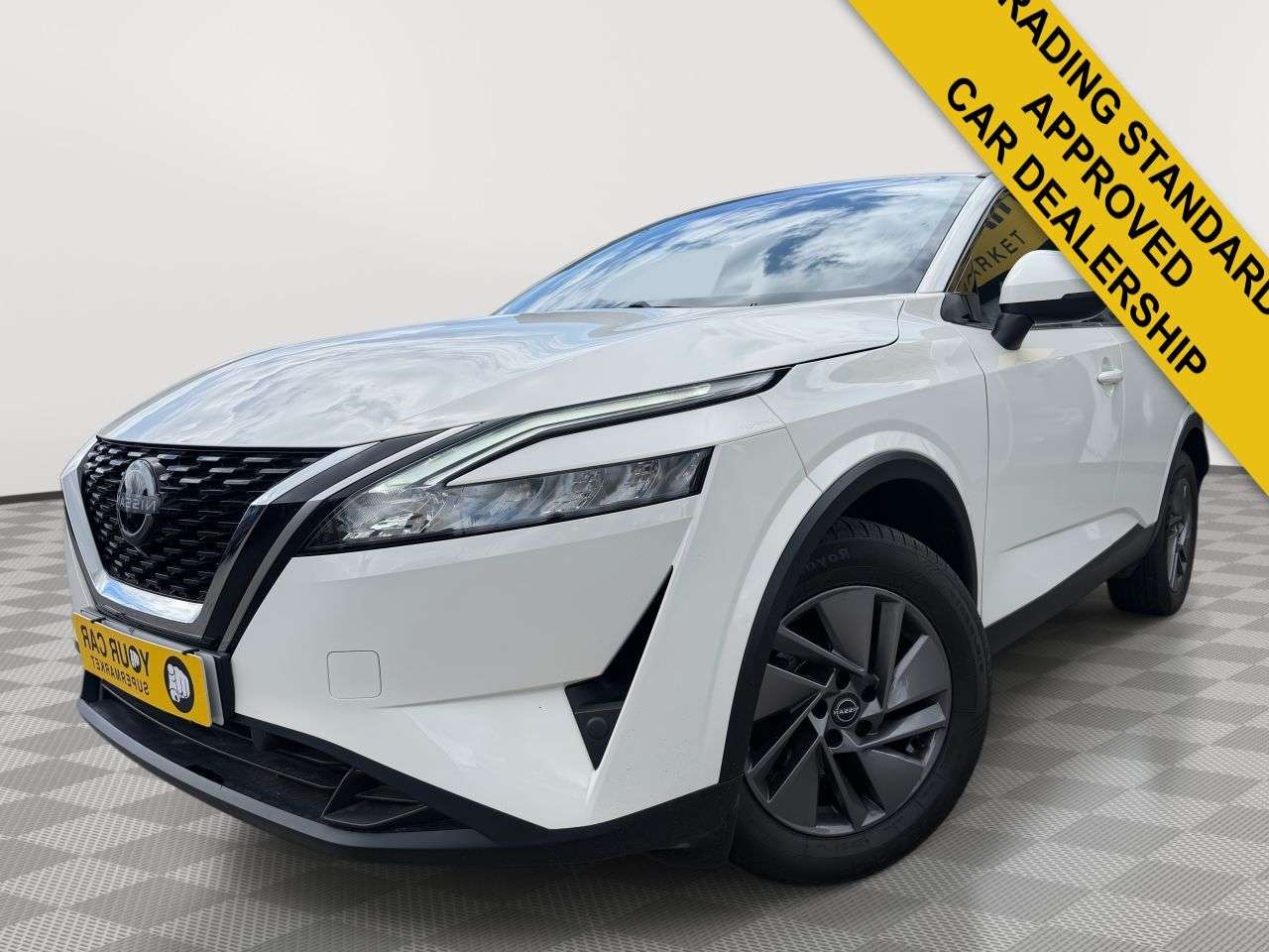 A 2022 NISSAN QASHQAI 1.3 DIG-T MHEV Acenta Premium SUV 5dr Petrol Hybrid Manual Euro 6 (s/s) (15 A 2022 NISSAN QASHQAI 1.3 DIG-T MHEV Acenta Premium SUV 5dr Petrol Hybrid Manual Euro 6 (s/s) (15