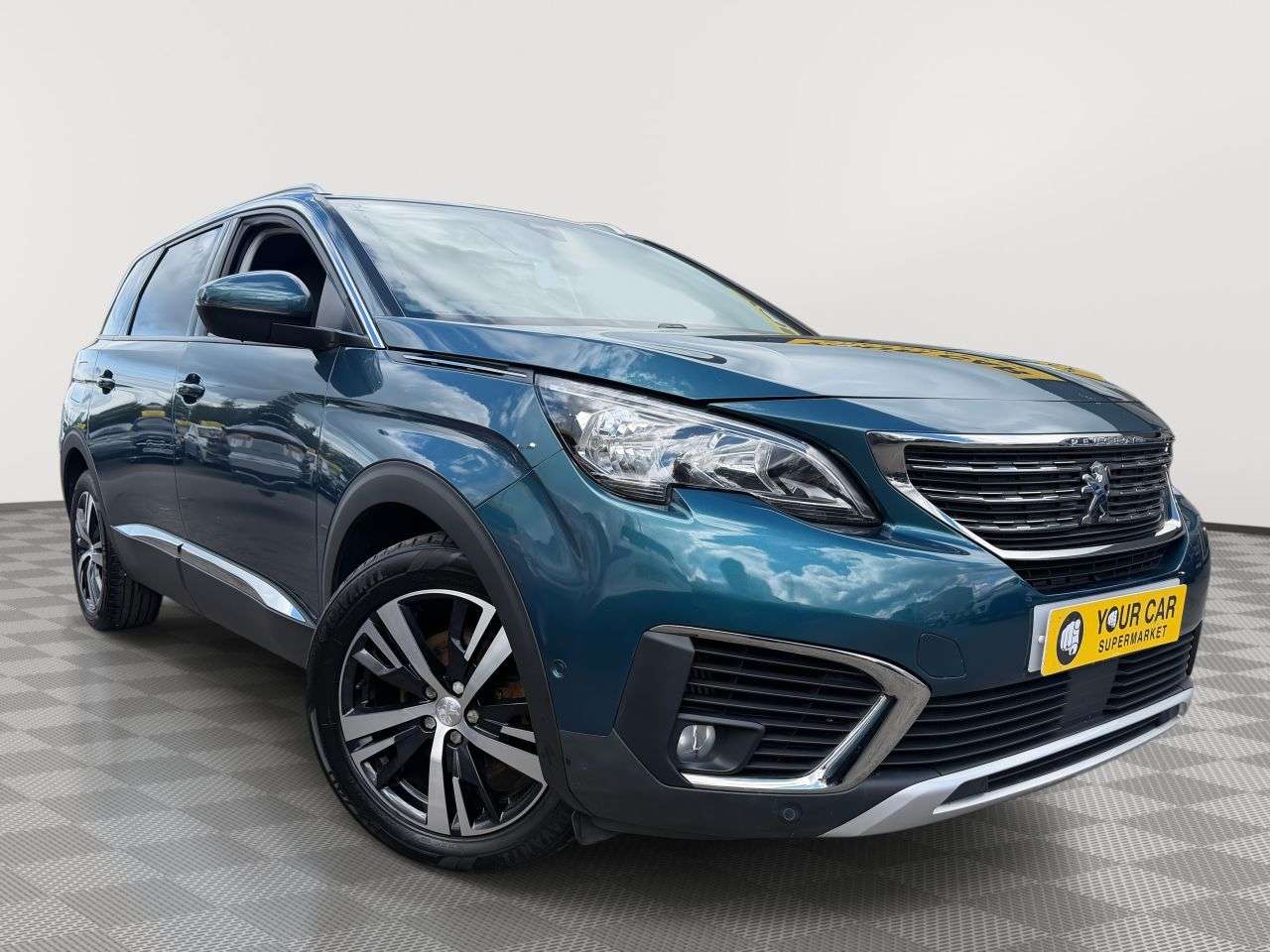 A 2019 PEUGEOT 5008 1.5 BlueHDi Allure SUV 5dr Diesel EAT Euro 6 (s/s) (130 ps) Rear Camera, Ap A 2019 PEUGEOT 5008 1.5 BlueHDi Allure SUV 5dr Diesel EAT Euro 6 (s/s) (130 ps) Rear Camera, Ap