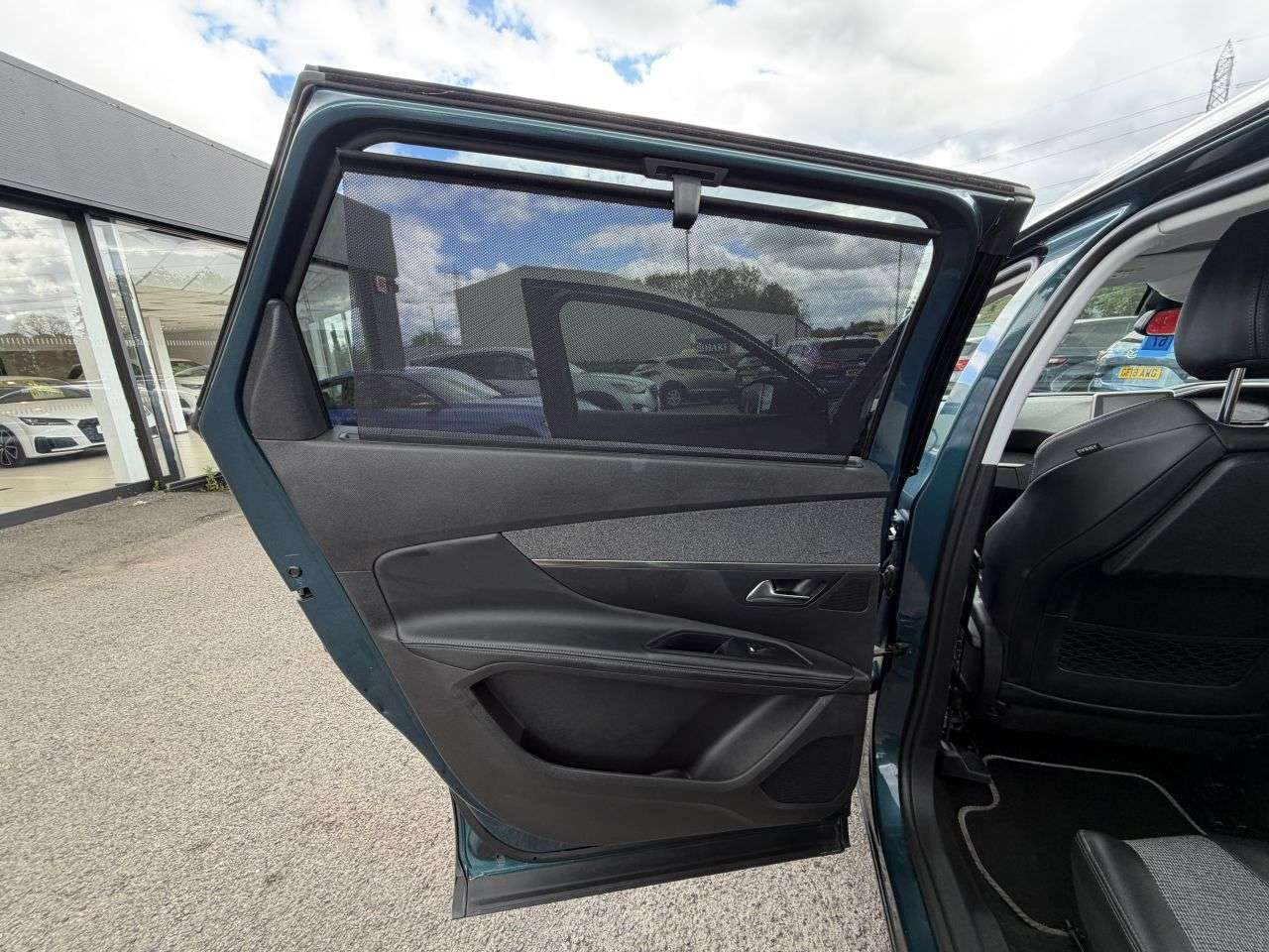 2019 PEUGEOT 5008 2019 PEUGEOT 5008