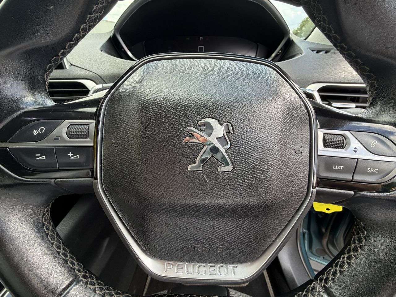 2019 PEUGEOT 5008 2019 PEUGEOT 5008