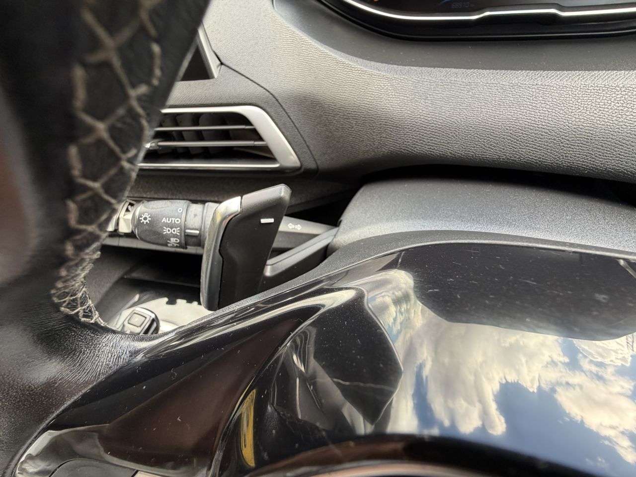 2019 PEUGEOT 5008 2019 PEUGEOT 5008