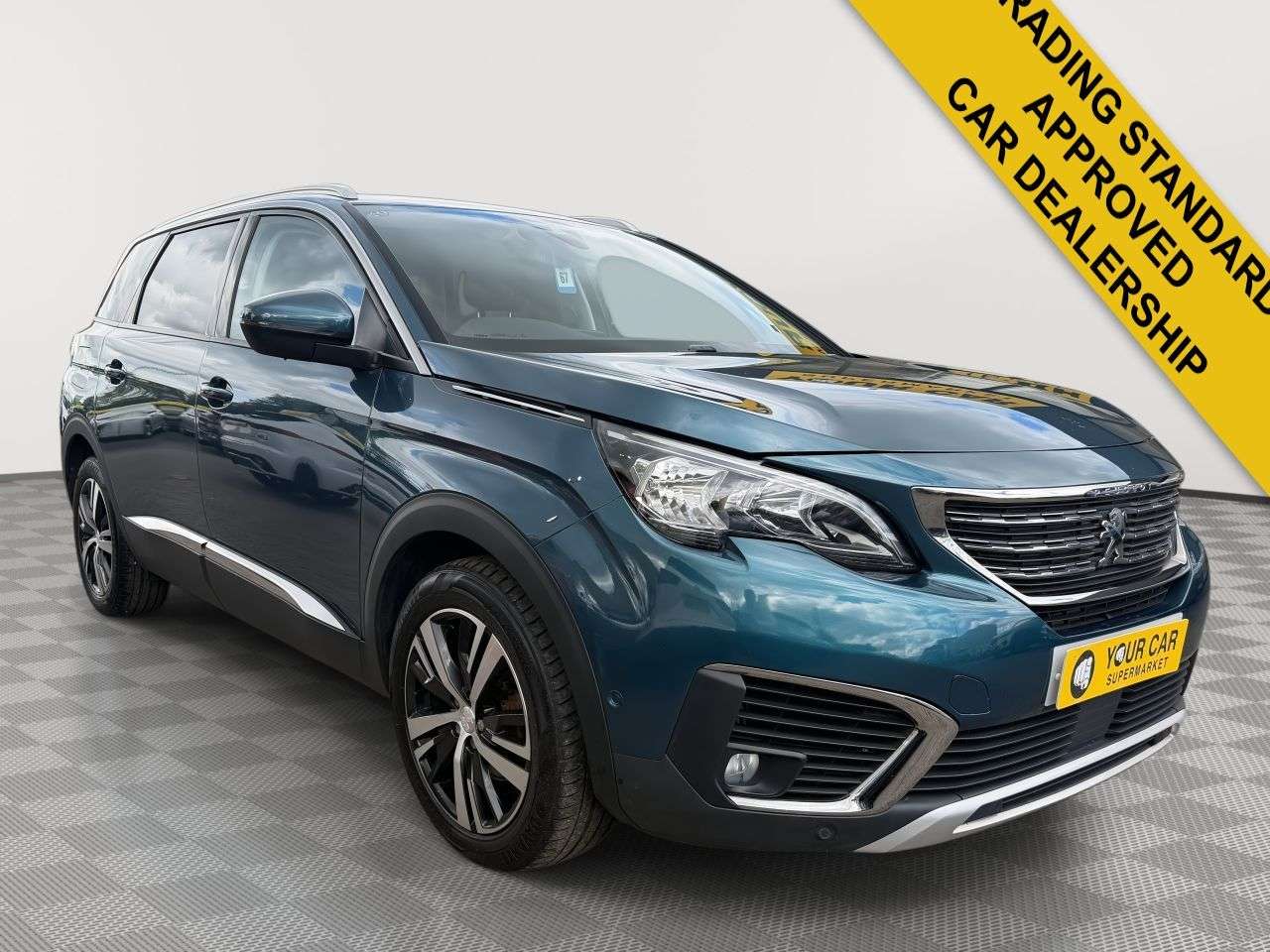 A 2019 PEUGEOT 5008 1.5 BlueHDi Allure SUV 5dr Diesel EAT Euro 6 (s/s) (130 ps) Rear Camera, Ap A 2019 PEUGEOT 5008 1.5 BlueHDi Allure SUV 5dr Diesel EAT Euro 6 (s/s) (130 ps) Rear Camera, Ap