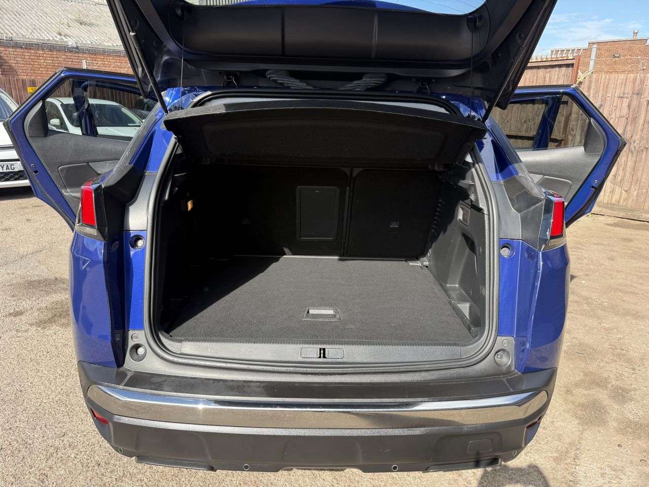 2018 PEUGEOT 3008 2018 PEUGEOT 3008