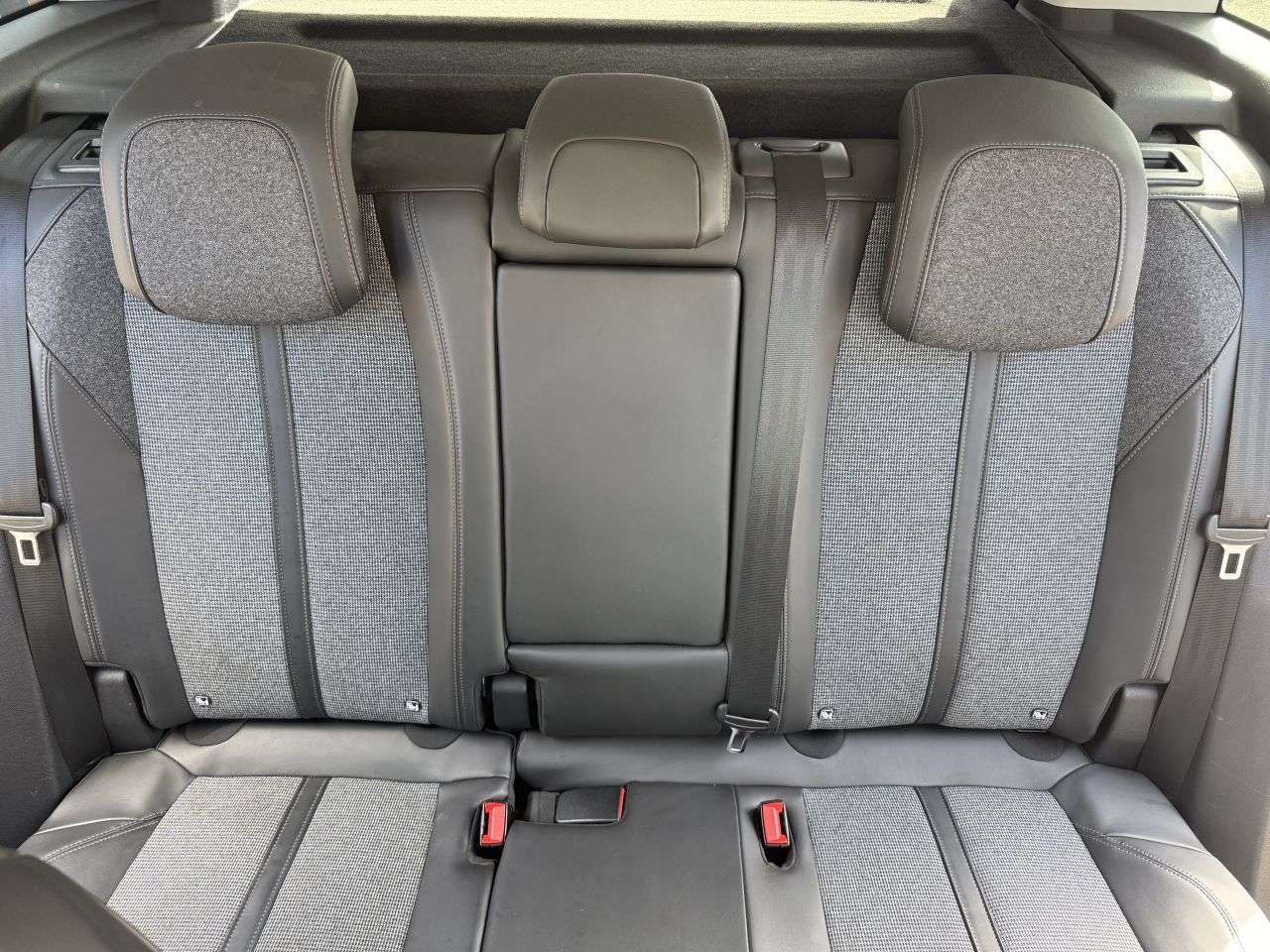 2018 PEUGEOT 3008 2018 PEUGEOT 3008