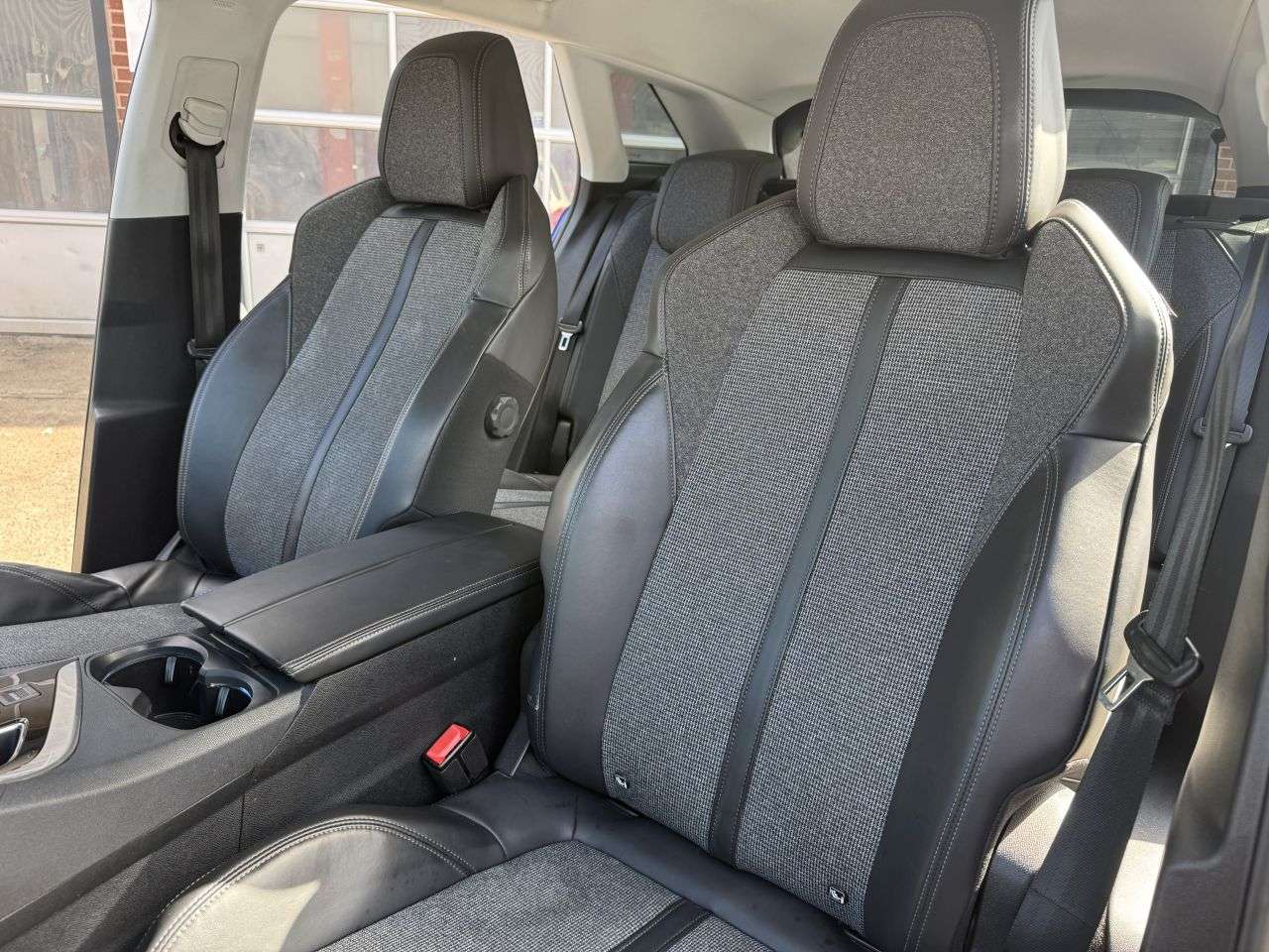 2018 PEUGEOT 3008 2018 PEUGEOT 3008