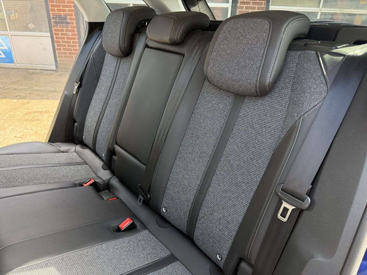 2018 PEUGEOT 3008 2018 PEUGEOT 3008