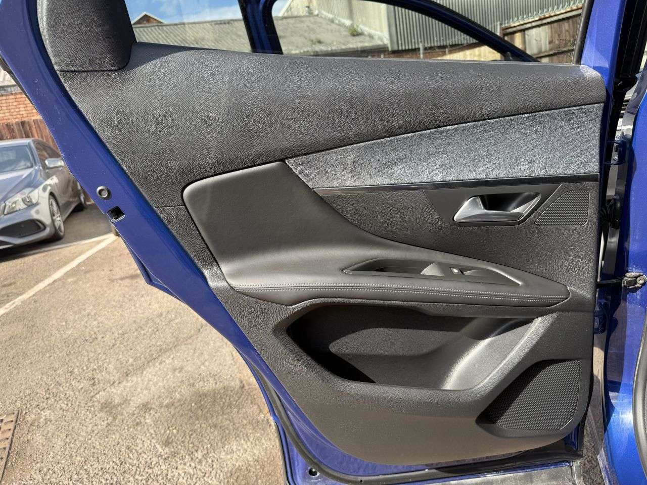 2018 PEUGEOT 3008 2018 PEUGEOT 3008