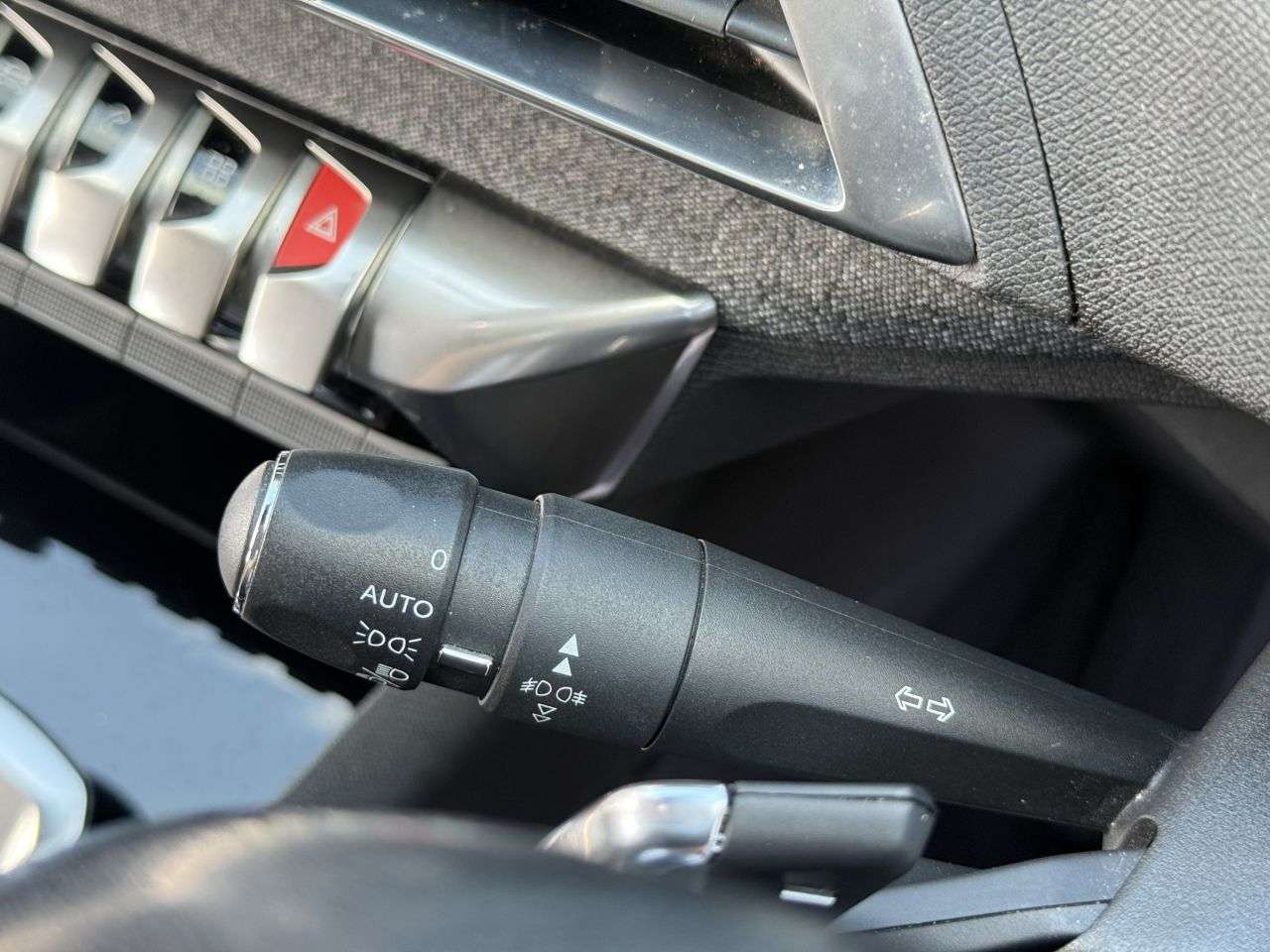 2018 PEUGEOT 3008 2018 PEUGEOT 3008