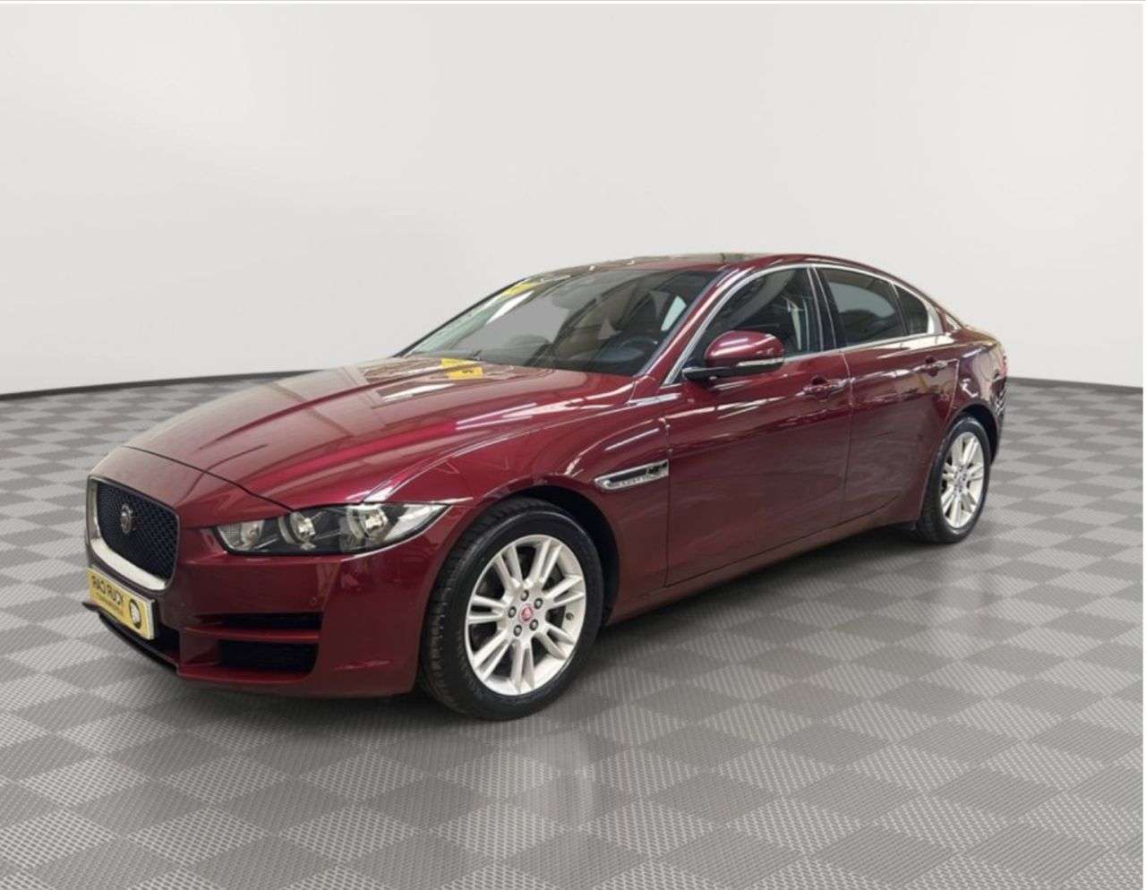 A 2017 JAGUAR XE 2.0i Prestige Saloon 4dr Petrol Auto Euro 6 (s/s) (200 ps) A 2017 JAGUAR XE 2.0i Prestige Saloon 4dr Petrol Auto Euro 6 (s/s) (200 ps)