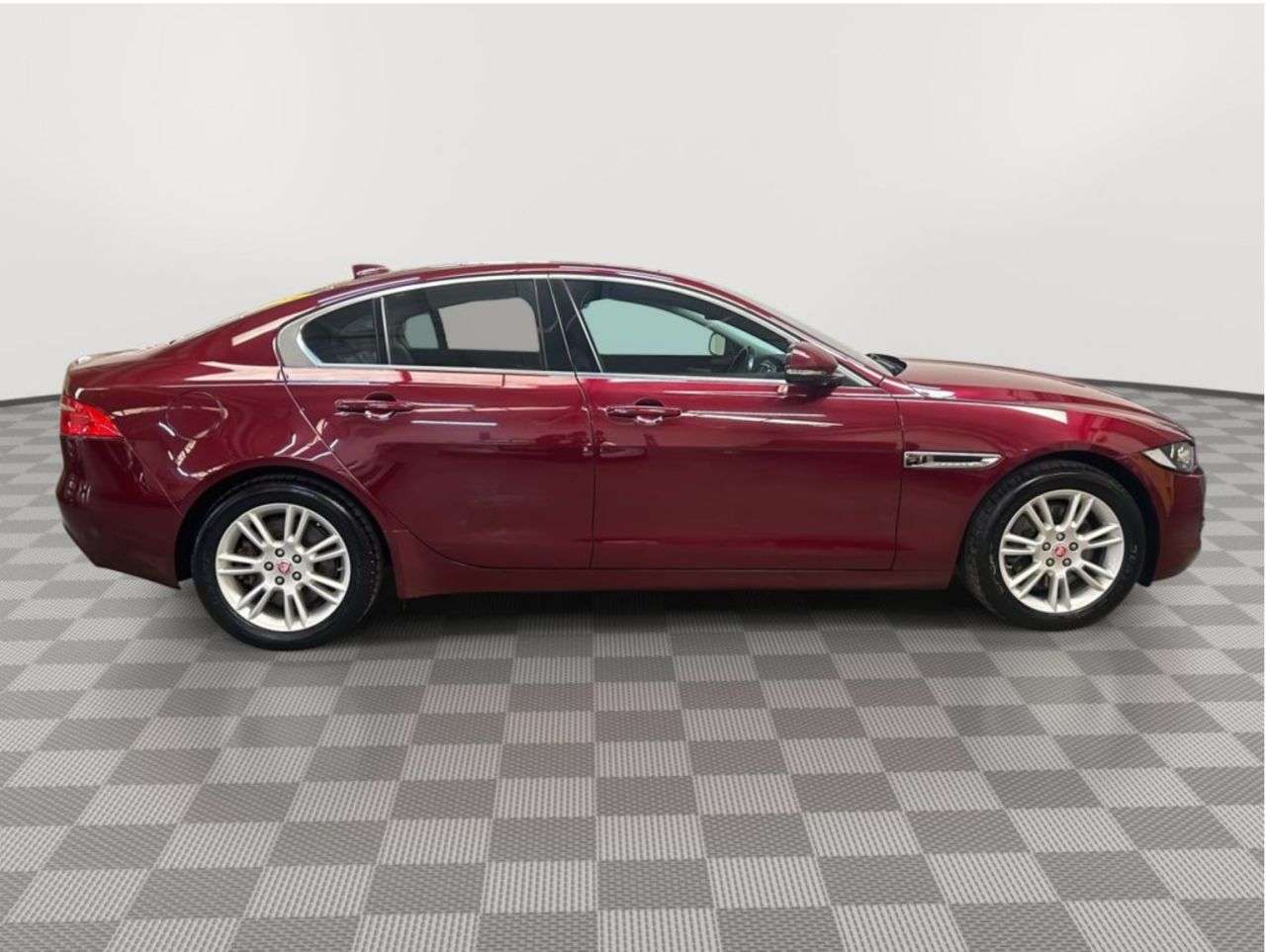 2017 JAGUAR XE 2017 JAGUAR XE