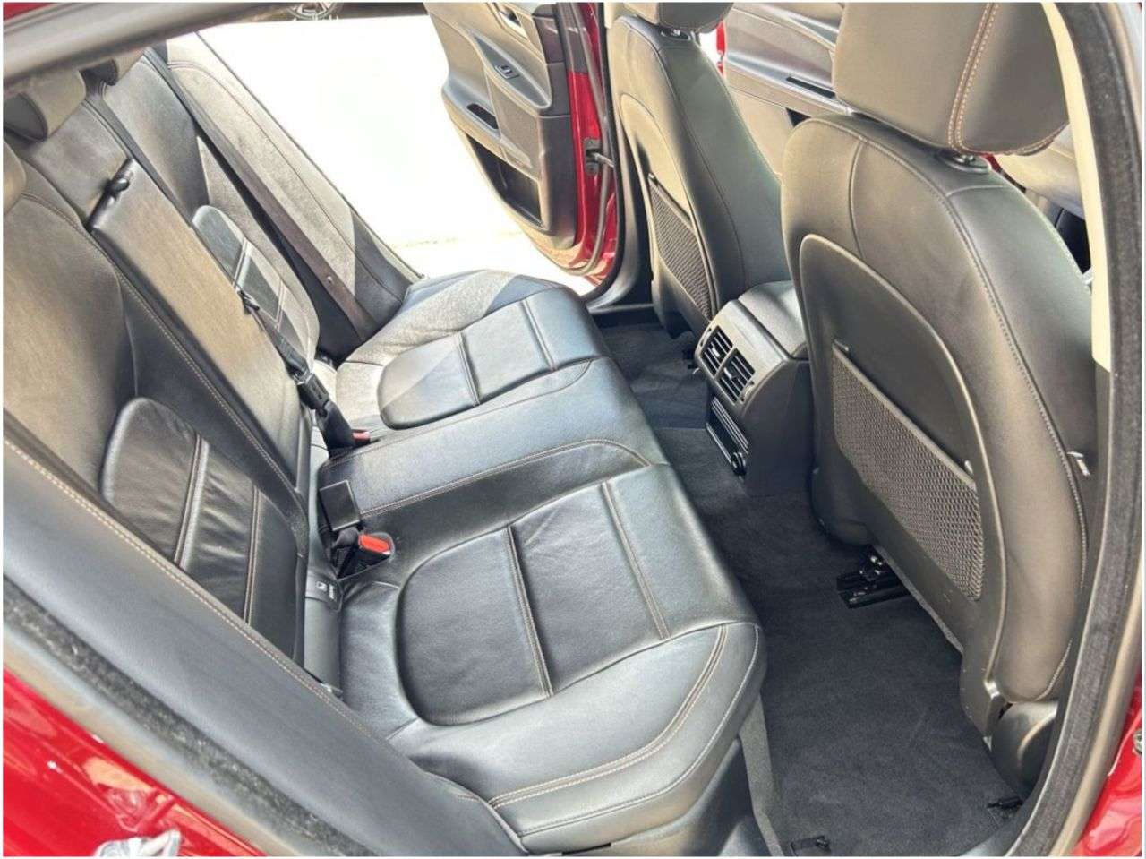 2017 JAGUAR XE 2017 JAGUAR XE