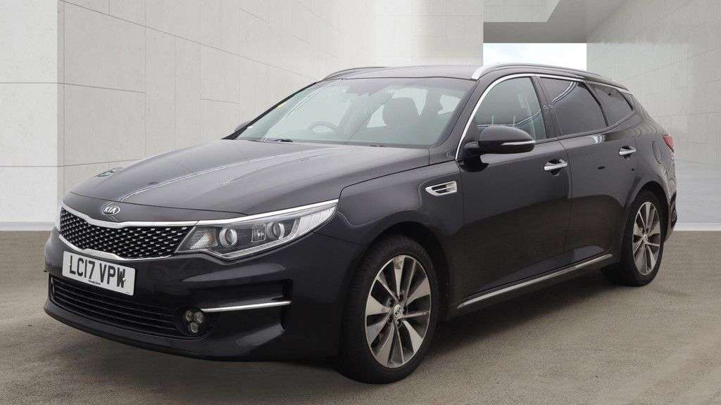 A 2017 KIA OPTIMA 1.7 CRDi 3 Sportswagon 5dr Diesel Manual Euro 6 (s/s) (139 bhp) A 2017 KIA OPTIMA 1.7 CRDi 3 Sportswagon 5dr Diesel Manual Euro 6 (s/s) (139 bhp)