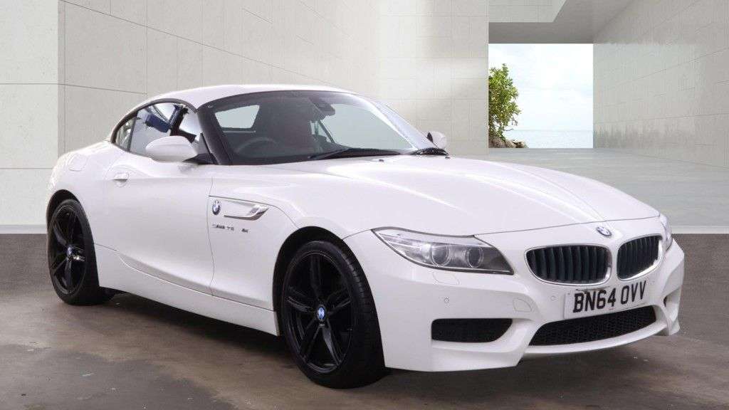A 2014 BMW Z4 2.0 20i M Sport Convertible 2dr Petrol Manual sDrive Euro 6 (s/s) (184 ps) A 2014 BMW Z4 2.0 20i M Sport Convertible 2dr Petrol Manual sDrive Euro 6 (s/s) (184 ps)