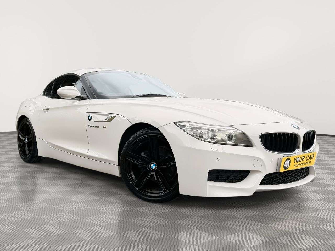 A 2014 BMW Z4 2.0 20i M Sport Convertible 2dr Petrol Manual sDrive Euro 6 (s/s) (184 ps) A 2014 BMW Z4 2.0 20i M Sport Convertible 2dr Petrol Manual sDrive Euro 6 (s/s) (184 ps)