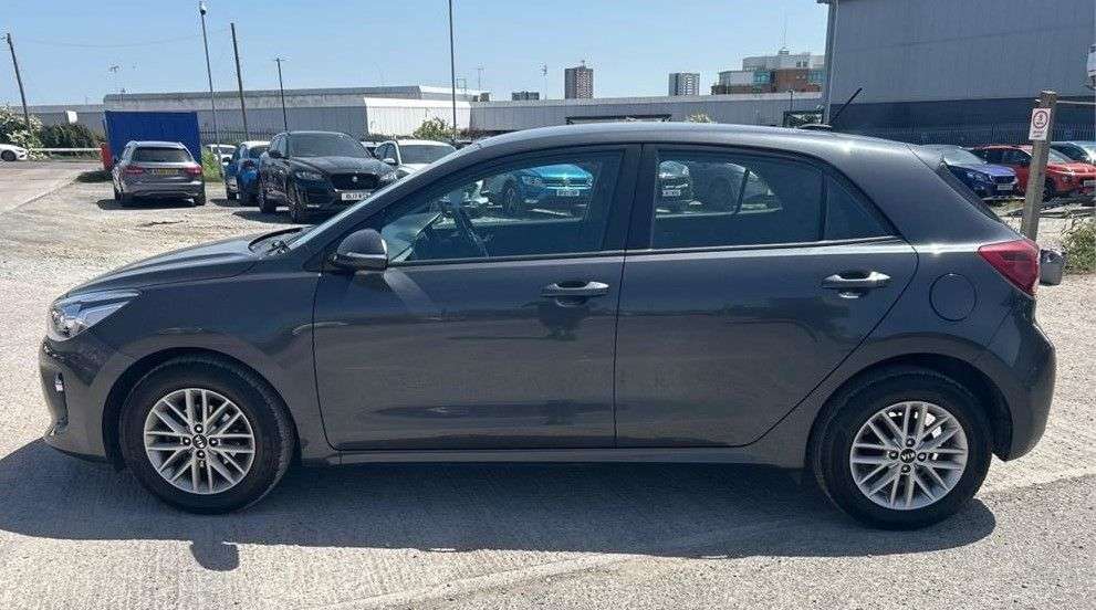 A 2018 KIA RIO 1.25 2 Hatchback 5dr Petrol Manual Euro 6 (s/s) (83 bhp) A 2018 KIA RIO 1.25 2 Hatchback 5dr Petrol Manual Euro 6 (s/s) (83 bhp)
