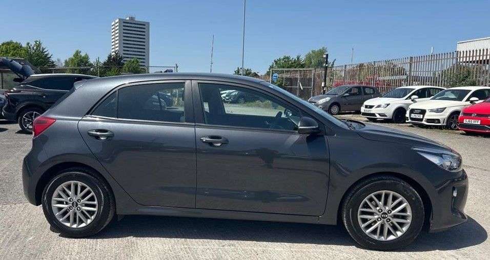 2018 KIA RIO 2018 KIA RIO