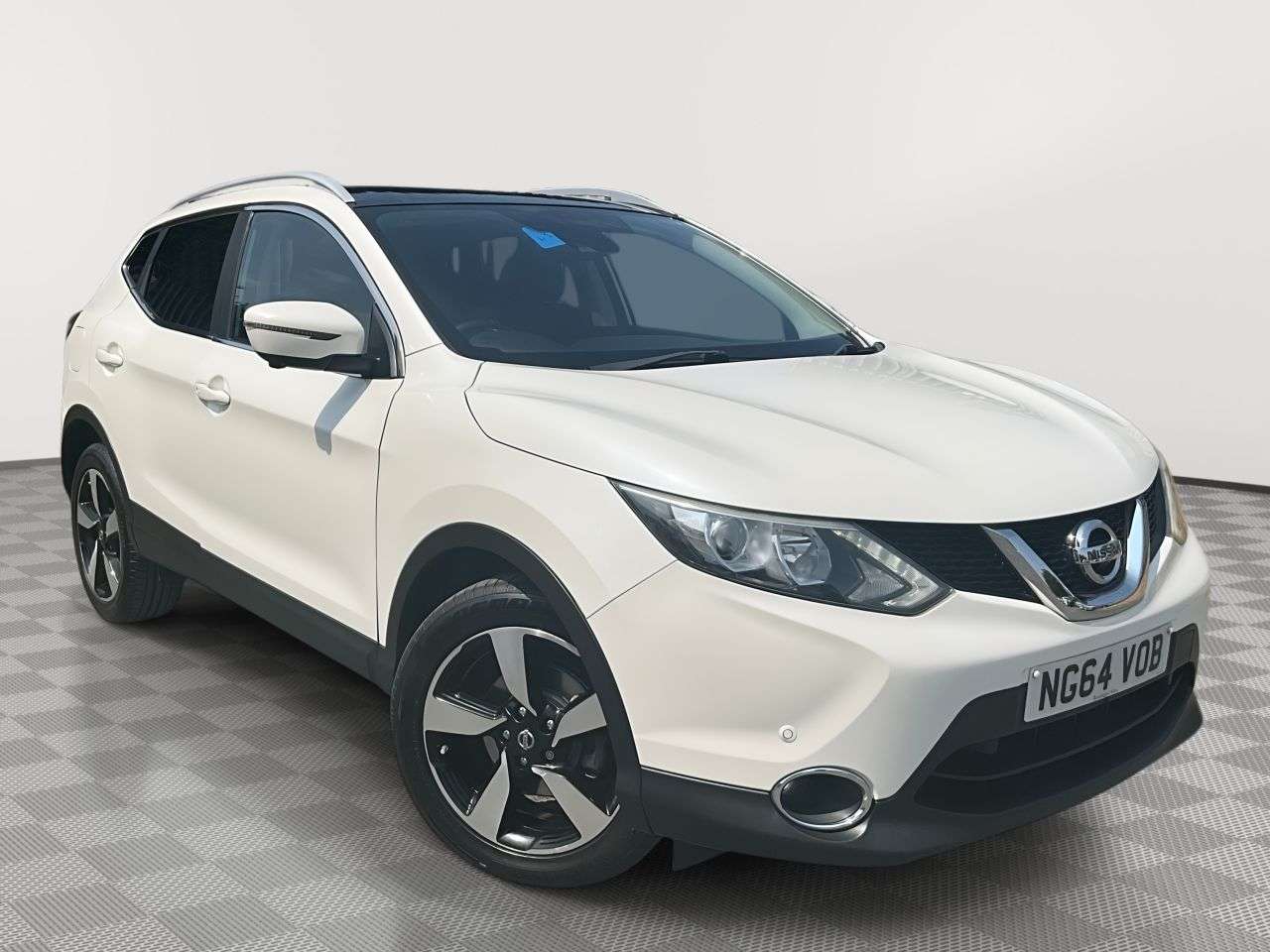 A 2015 NISSAN QASHQAI 1.5 dCi n-tec+ SUV 5dr Diesel Manual 2WD Euro 5 (s/s) (110 ps) A 2015 NISSAN QASHQAI 1.5 dCi n-tec+ SUV 5dr Diesel Manual 2WD Euro 5 (s/s) (110 ps)