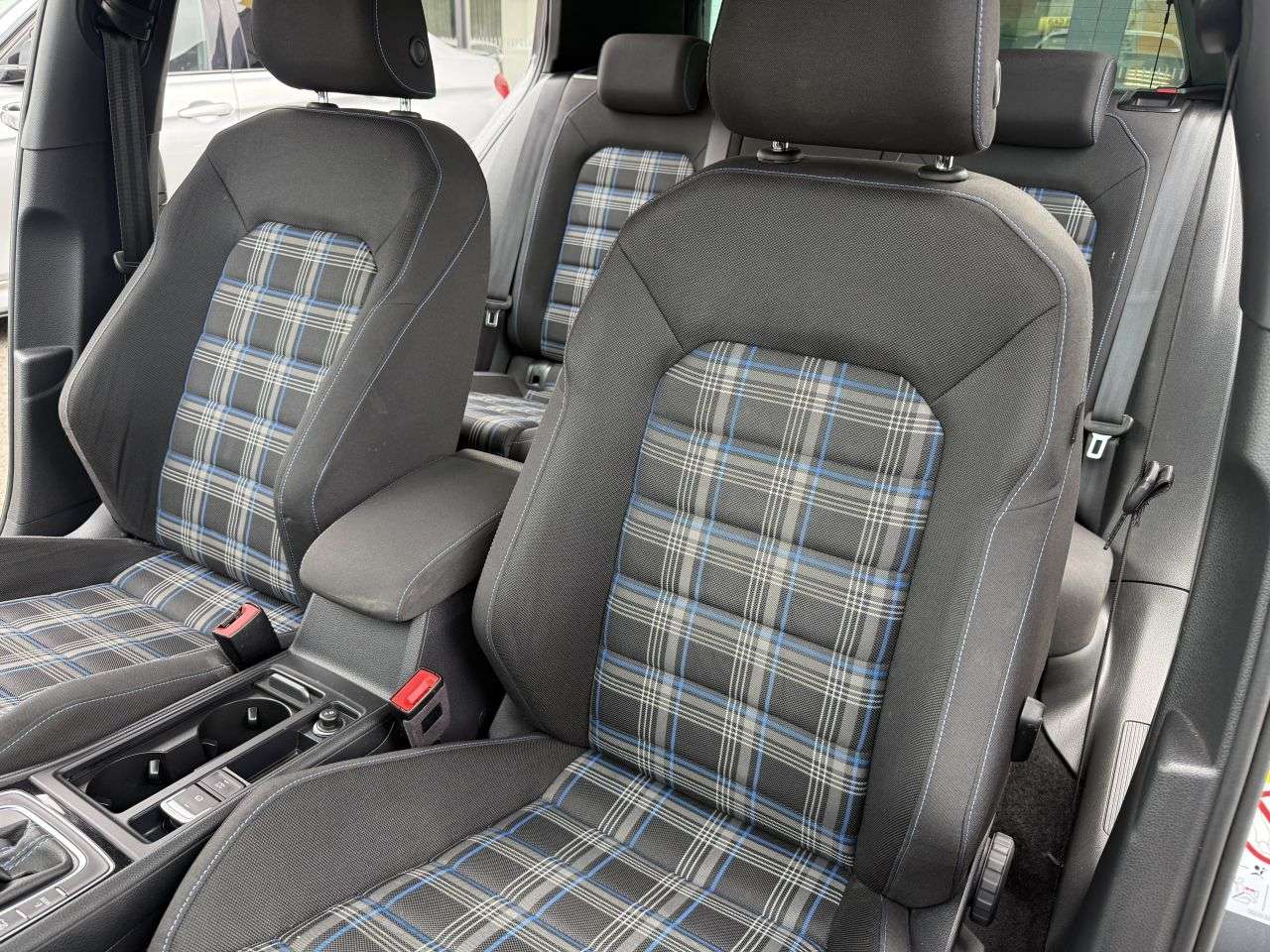 2018 VOLKSWAGEN GOLF 2018 VOLKSWAGEN GOLF