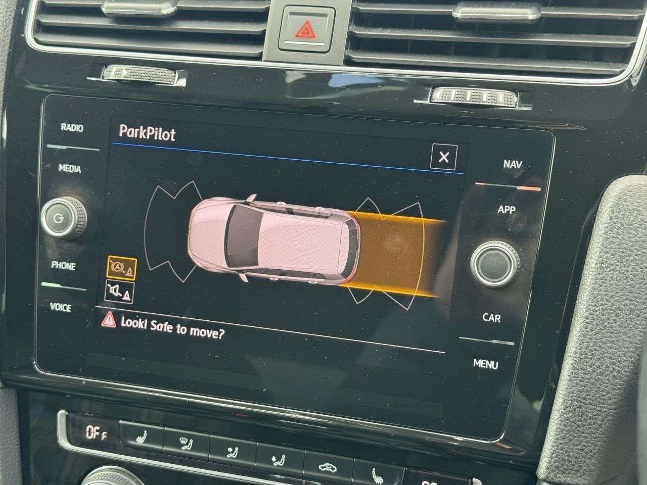 2018 VOLKSWAGEN GOLF 2018 VOLKSWAGEN GOLF