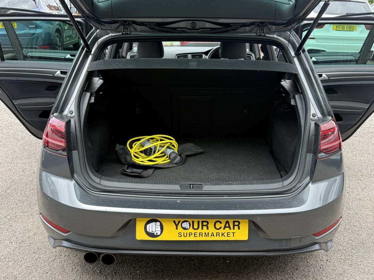 2018 VOLKSWAGEN GOLF 2018 VOLKSWAGEN GOLF