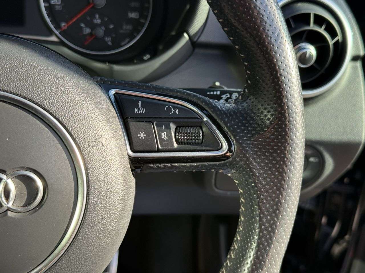 2018 AUDI A1 2018 AUDI A1