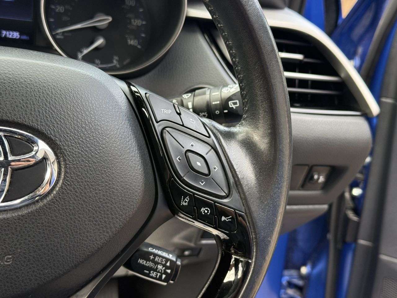 2020 TOYOTA C-HR 2020 TOYOTA C-HR