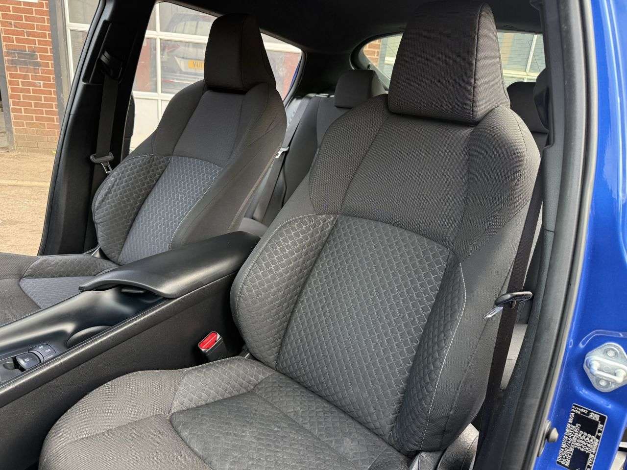 2020 TOYOTA C-HR 2020 TOYOTA C-HR