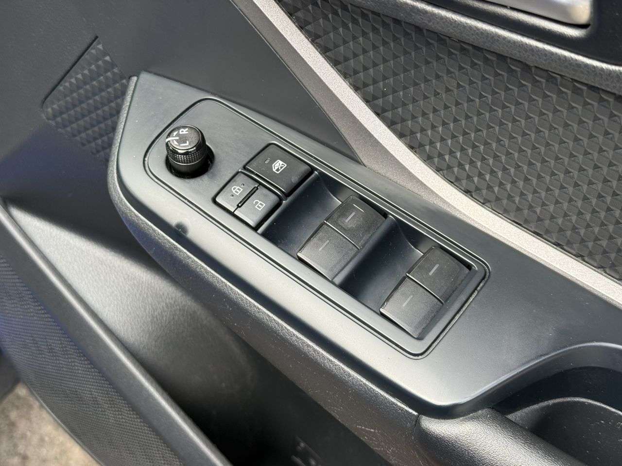 2020 TOYOTA C-HR 2020 TOYOTA C-HR
