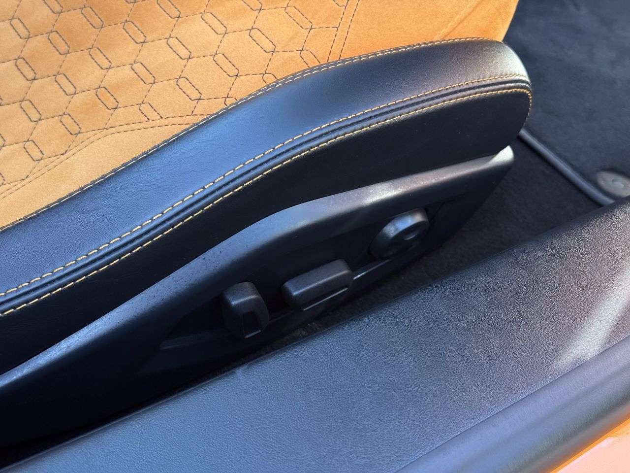 2017 LAMBORGHINI HURACAN 2017 LAMBORGHINI HURACAN
