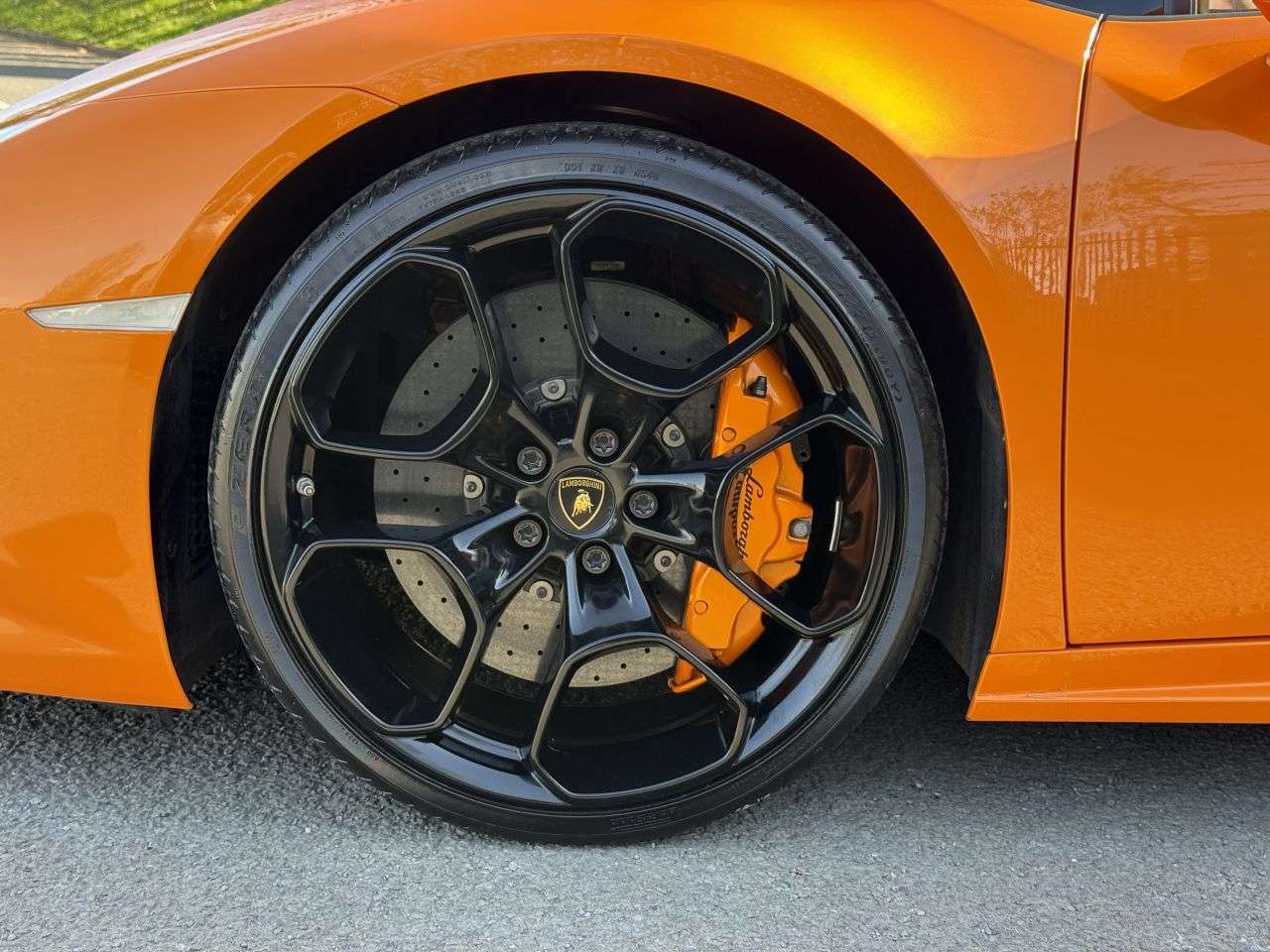 2017 LAMBORGHINI HURACAN 2017 LAMBORGHINI HURACAN