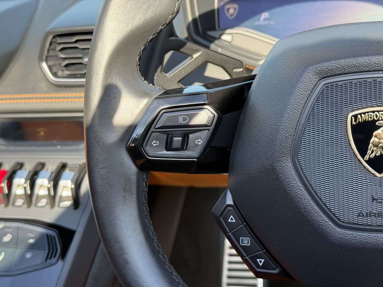 2017 LAMBORGHINI HURACAN 2017 LAMBORGHINI HURACAN