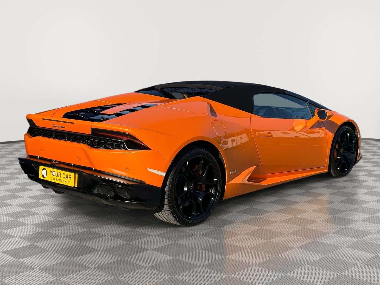 2017 LAMBORGHINI HURACAN 2017 LAMBORGHINI HURACAN