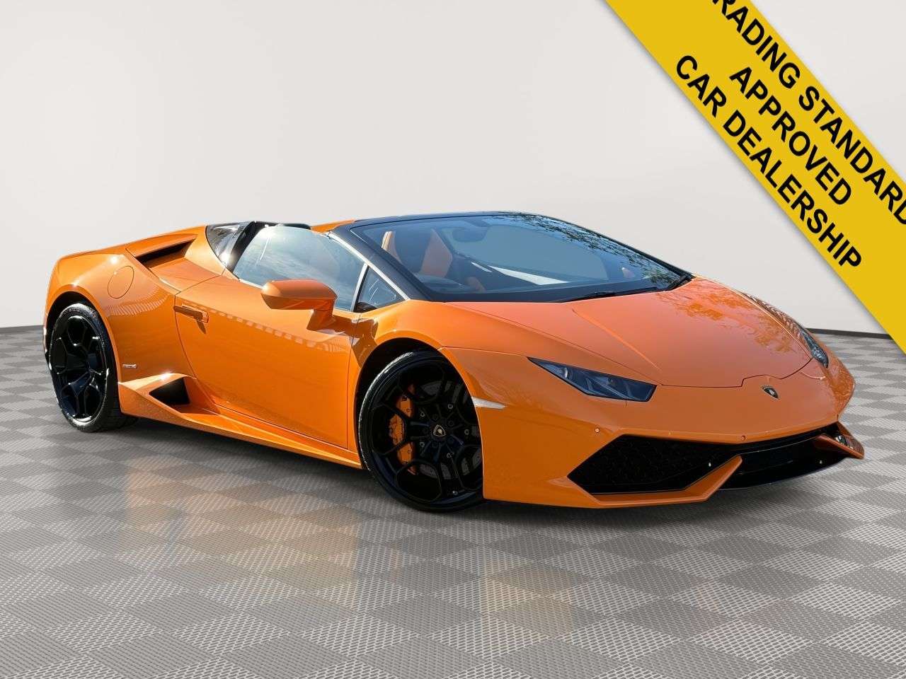 A 2017 LAMBORGHINI HURACAN 5.2 V10 LP 610-4 Spyder 2dr Petrol LDF 4WD Euro 6 (s/s) (610 ps) Lift, Gold A 2017 LAMBORGHINI HURACAN 5.2 V10 LP 610-4 Spyder 2dr Petrol LDF 4WD Euro 6 (s/s) (610 ps) Lift, Gold