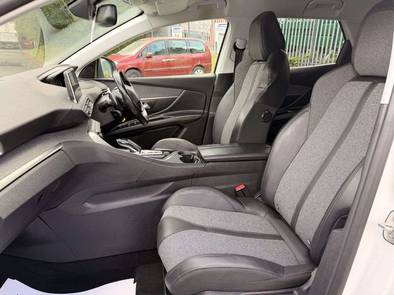 2018 PEUGEOT 3008 2018 PEUGEOT 3008