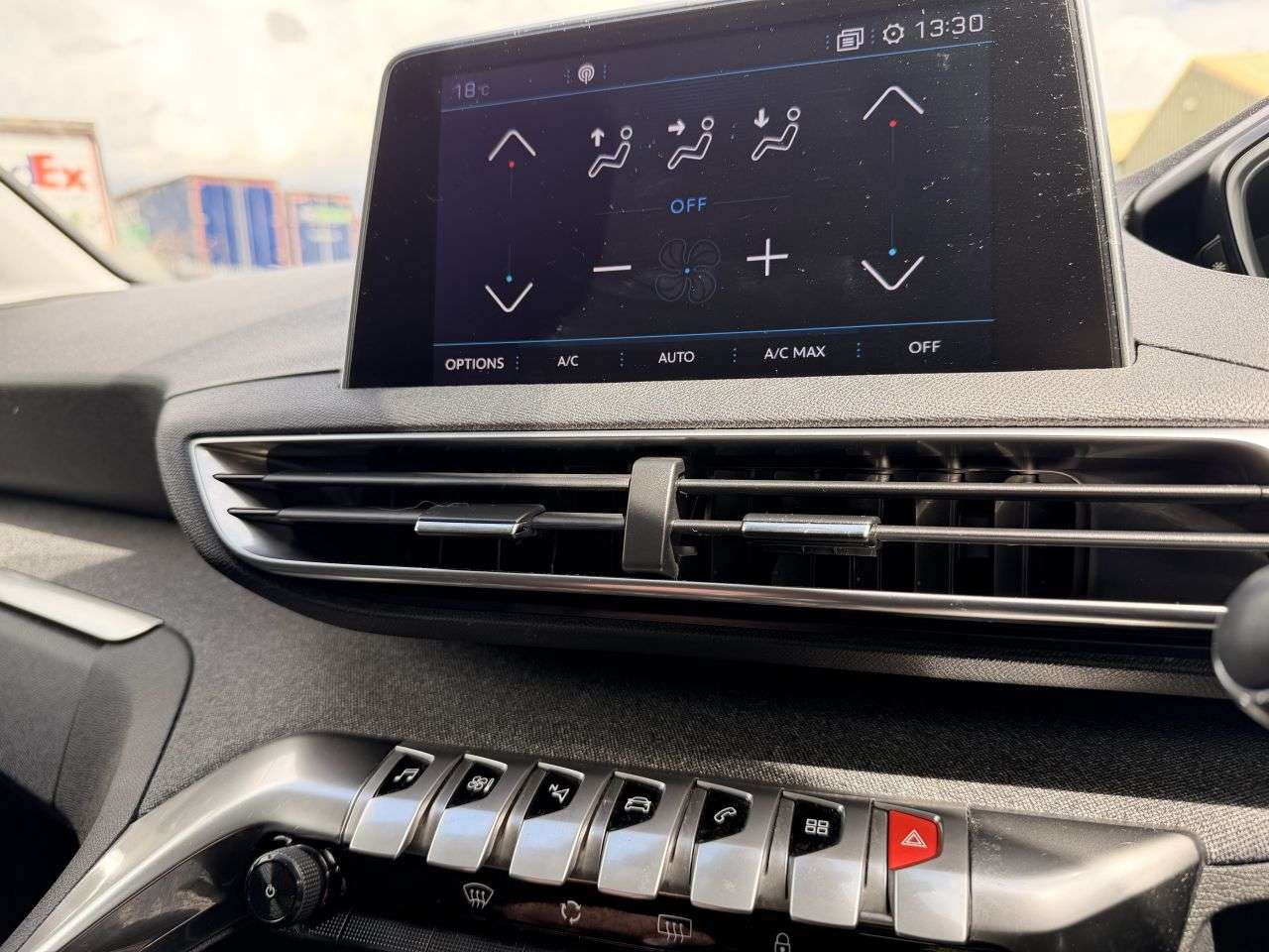 2018 PEUGEOT 3008 2018 PEUGEOT 3008