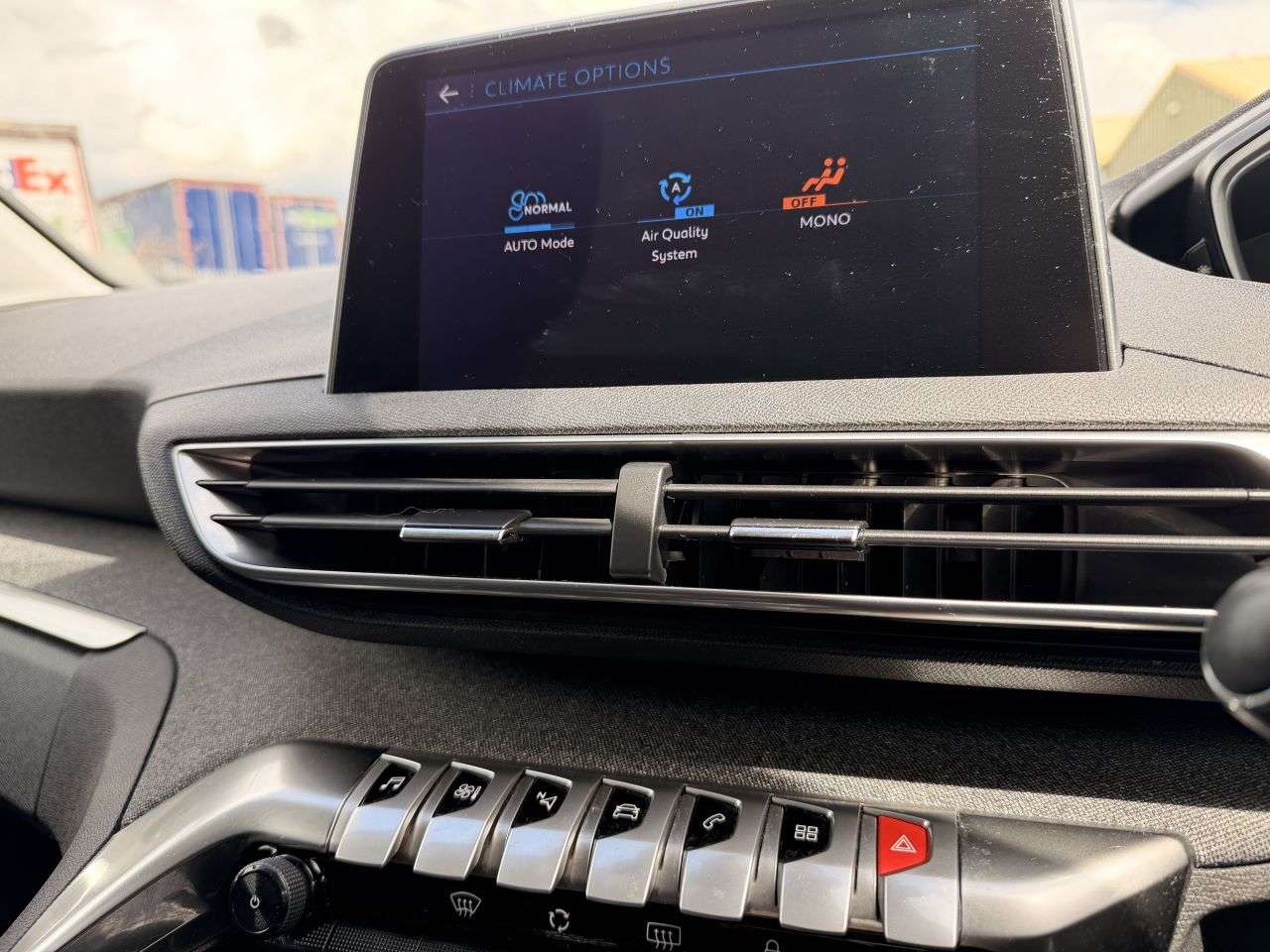 2018 PEUGEOT 3008 2018 PEUGEOT 3008
