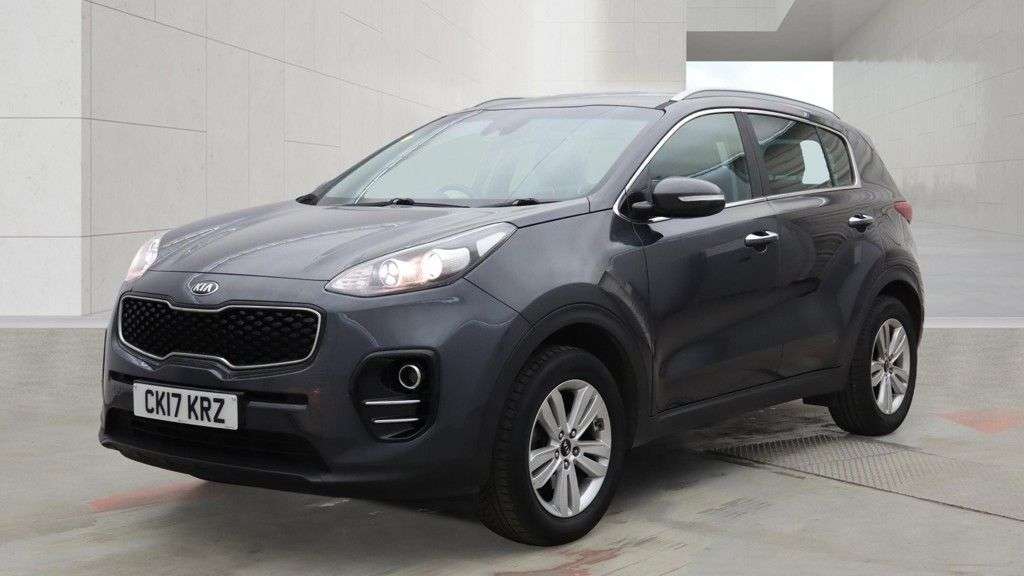 A 2017 KIA SPORTAGE 1.6 GDi 2 SUV 5dr Petrol Manual Euro 6 (s/s) (130 bhp) A 2017 KIA SPORTAGE 1.6 GDi 2 SUV 5dr Petrol Manual Euro 6 (s/s) (130 bhp)