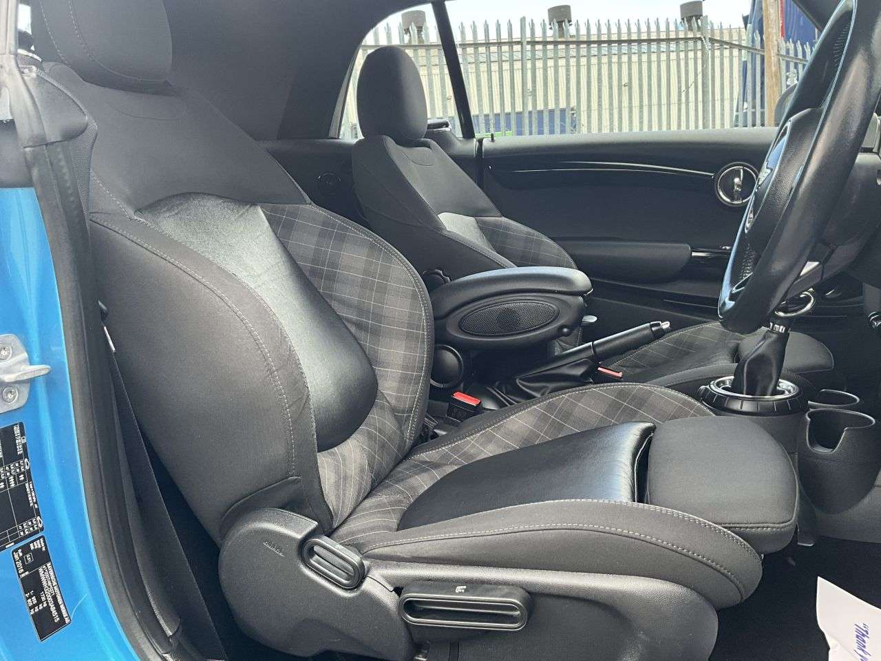 2016 MINI CONVERTIBLE 2016 MINI CONVERTIBLE