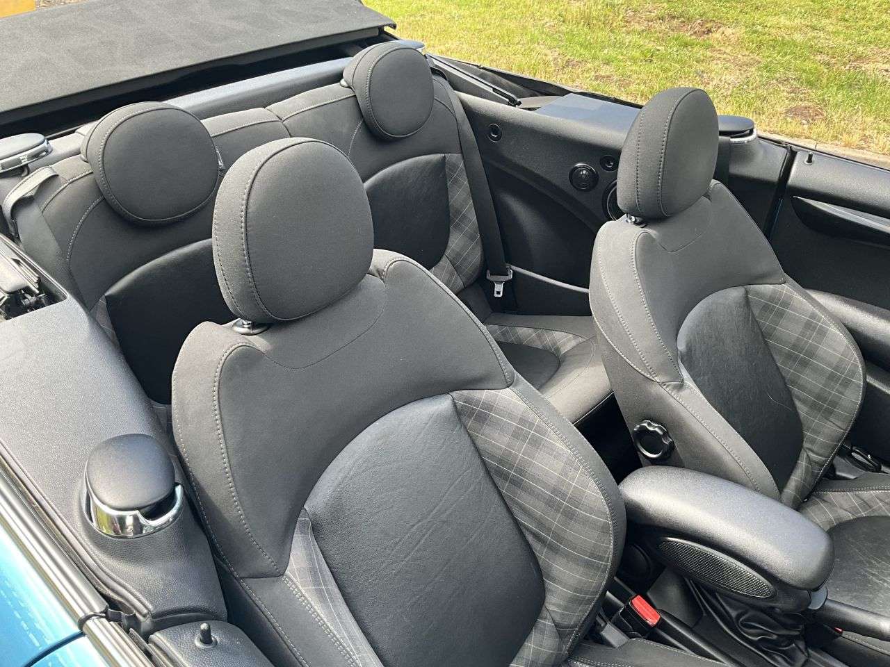 2016 MINI CONVERTIBLE 2016 MINI CONVERTIBLE